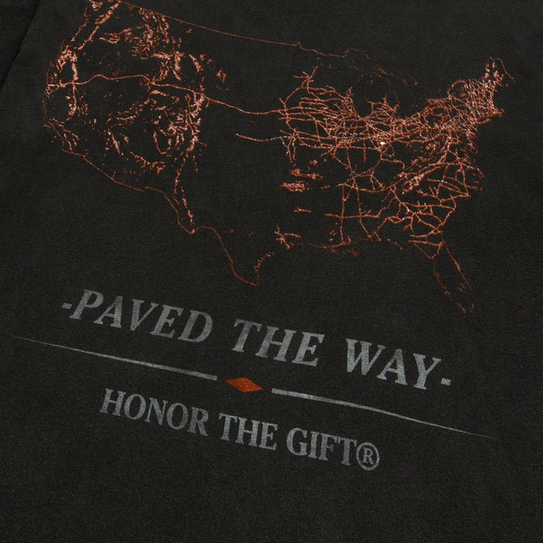HONOR THE GIFT PAVE THE WAY SS TEE-BLACK
