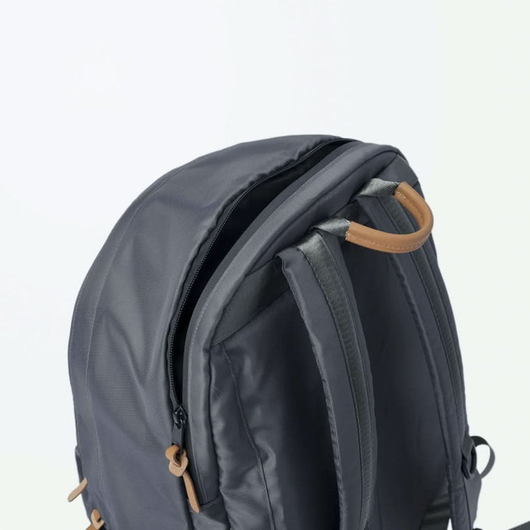 MADNESS 25L TWO-DAYPACK-WOODLAND GREY