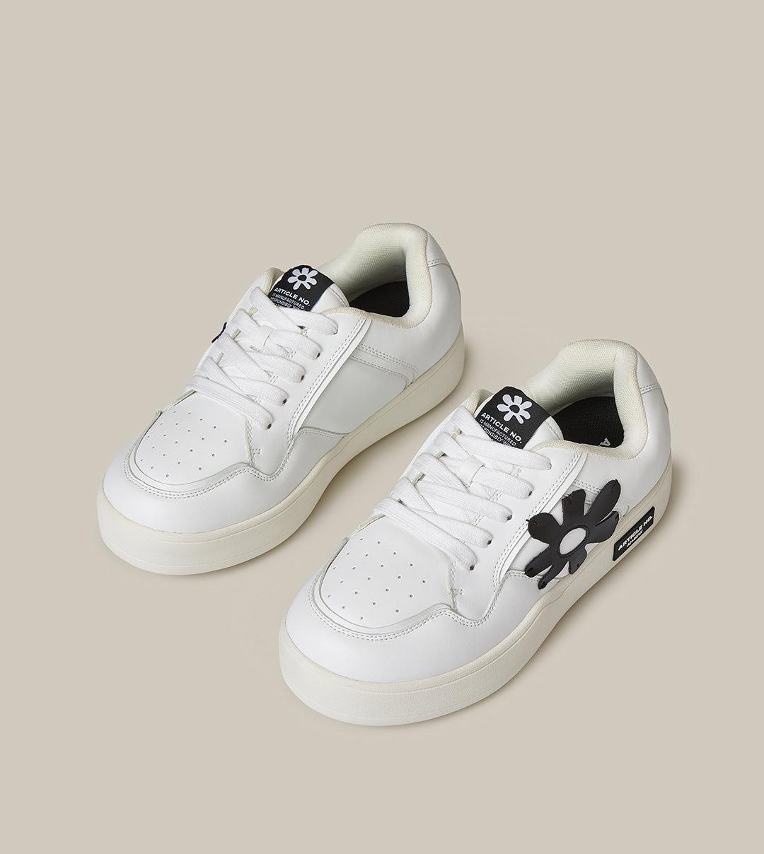 ARTICLE NO. BURGER BLACK FLORAL PATCH LOW-TOP SKATE SNEAKER-WHITE/BLACK