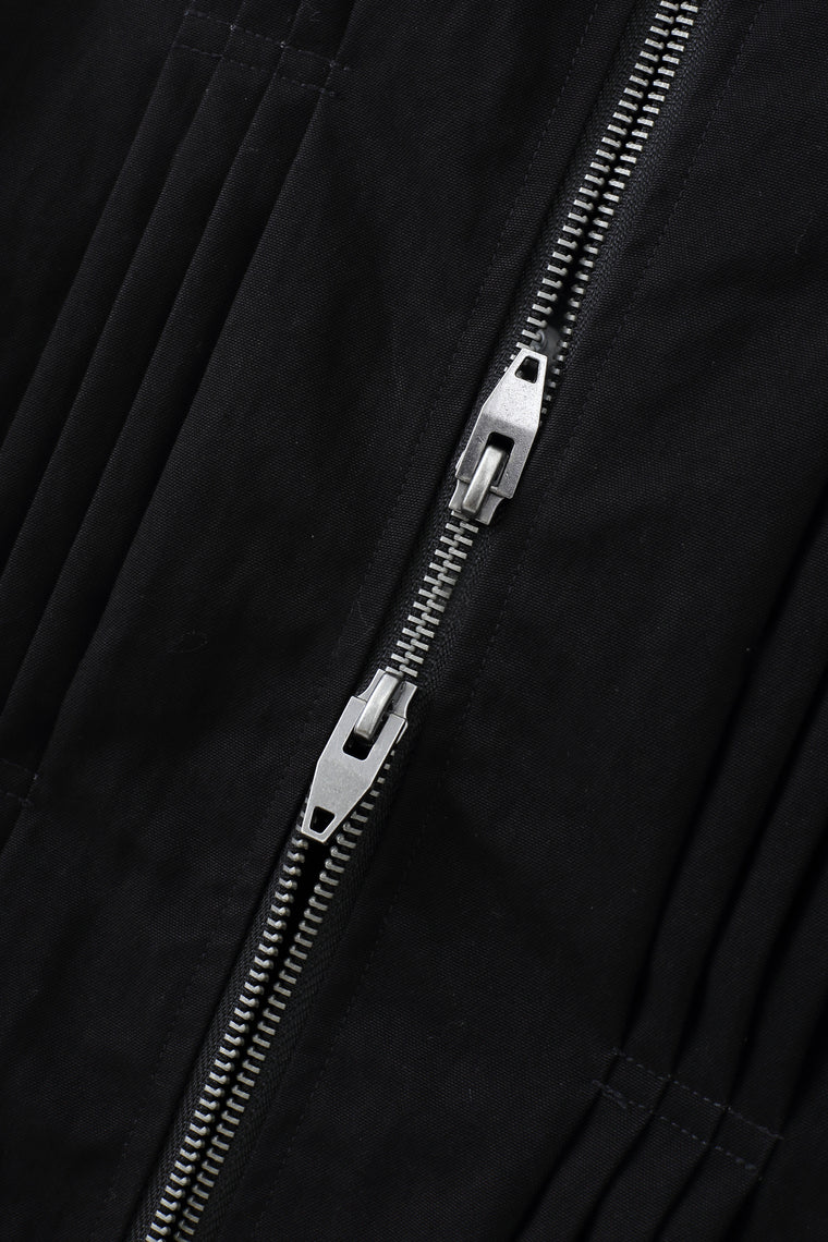 ESPRIT CONTRAST COLLAR PLEATED ZIP-UP JACKET-BLACK