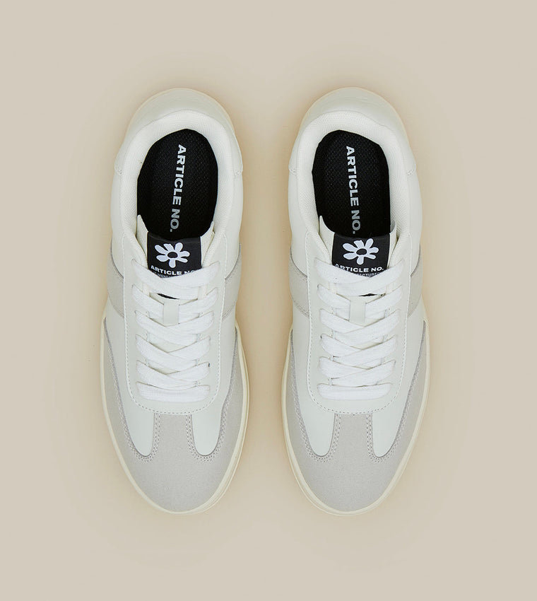 ARTICLE NO. COURT SNEAKER LOW-TOP GERMAN TRAINERS-WHITE/GREY