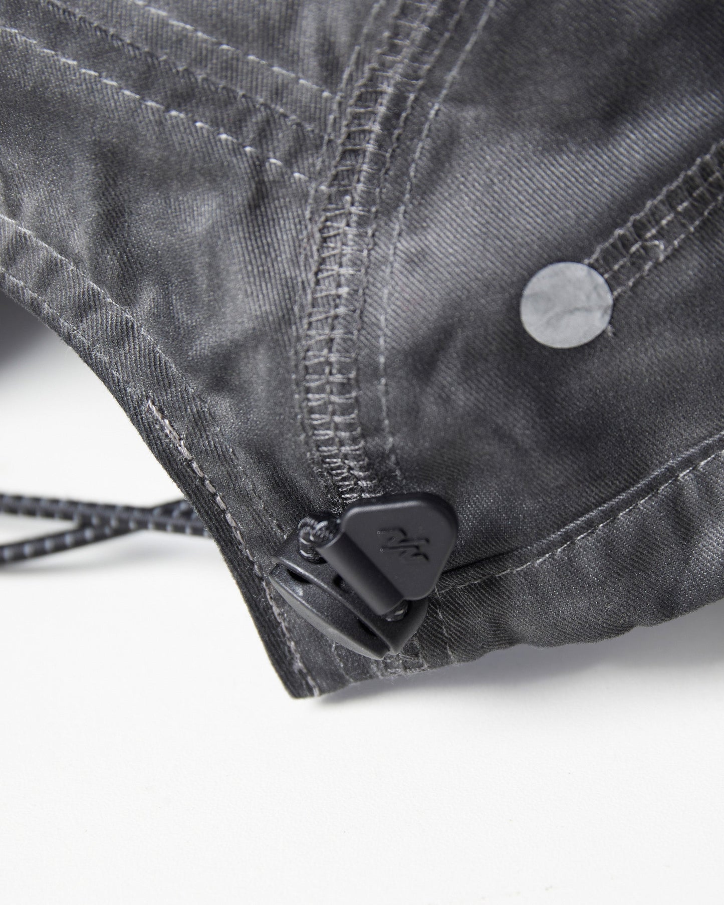 NINE POINT NINE ELEMENT DYE CAP-WASHED BLACK