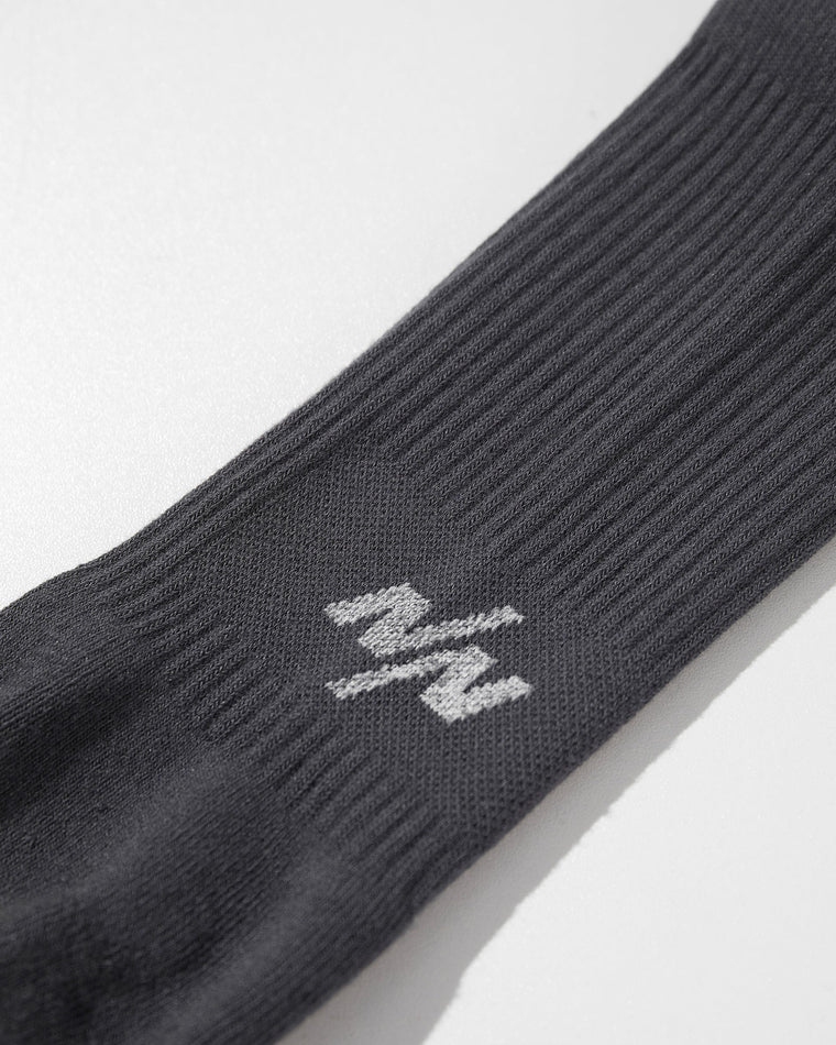 NINE POINT NINE ELEMENT COOLMAX SMALL LOGO SOCKS-GREY