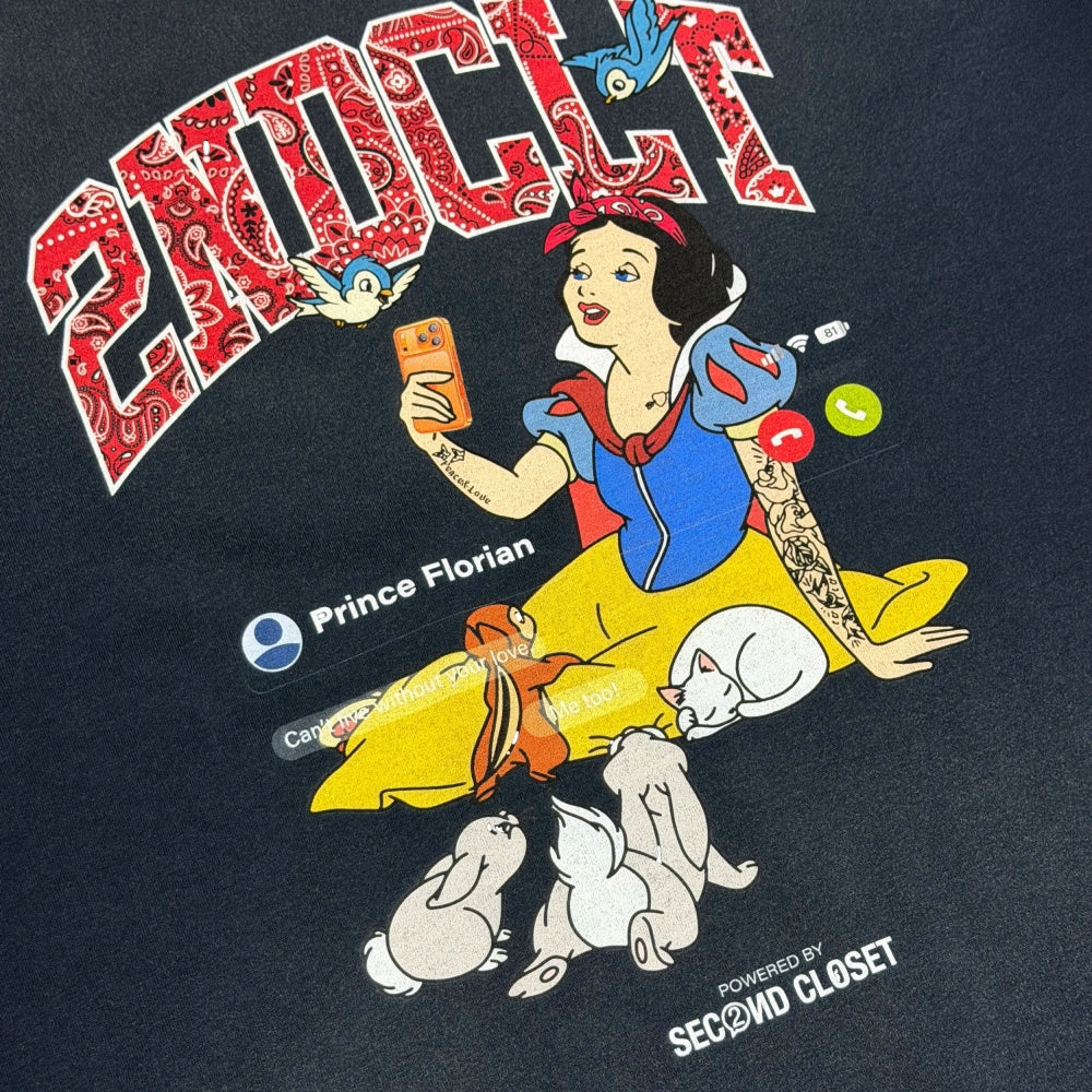 2ND CLOSET "FACETIME" SNOW WHITE WASHED T-SHIRT-WASHED NAVY