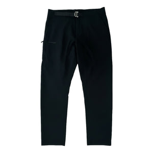 OPEN DIALOGUE ZIP POCKET PANTS-BLACK