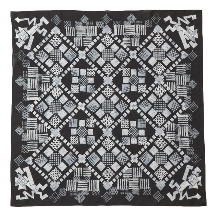 WHITE MOUNTAINEERING LION PATTERN SCARF-BLACK