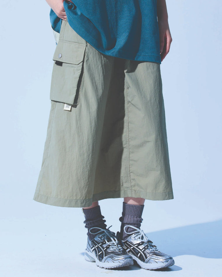A[S]USL NYLON POCKETS FLARE SKIRT-LIGHT KHAKI