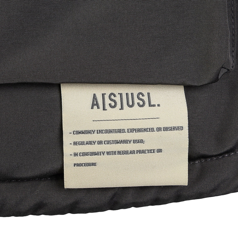 A[S]USL REFLECTIVE LOGO PADDING VEST-CHARCOAL