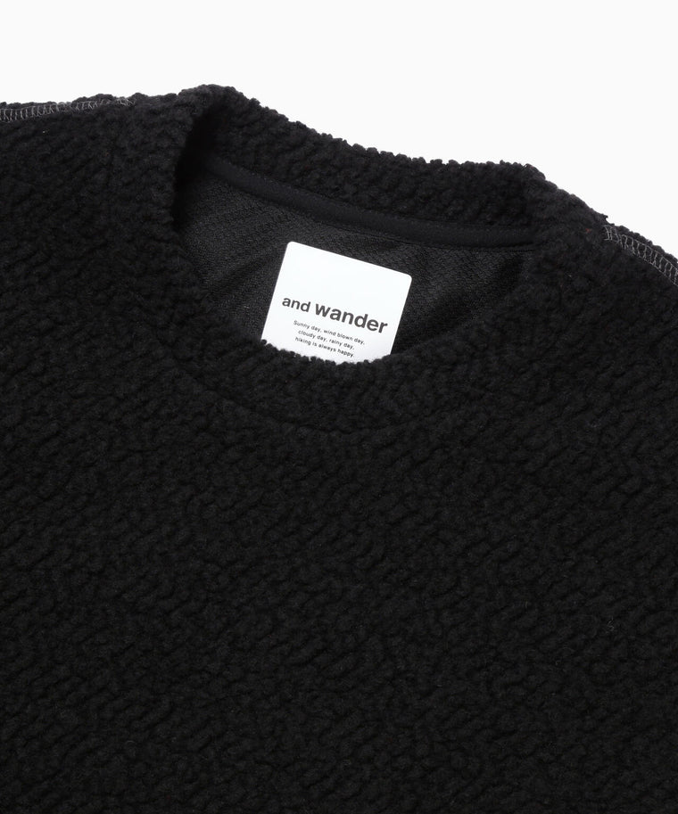 AND WANDER RE WOOL JQ CREW NECK-BLACK