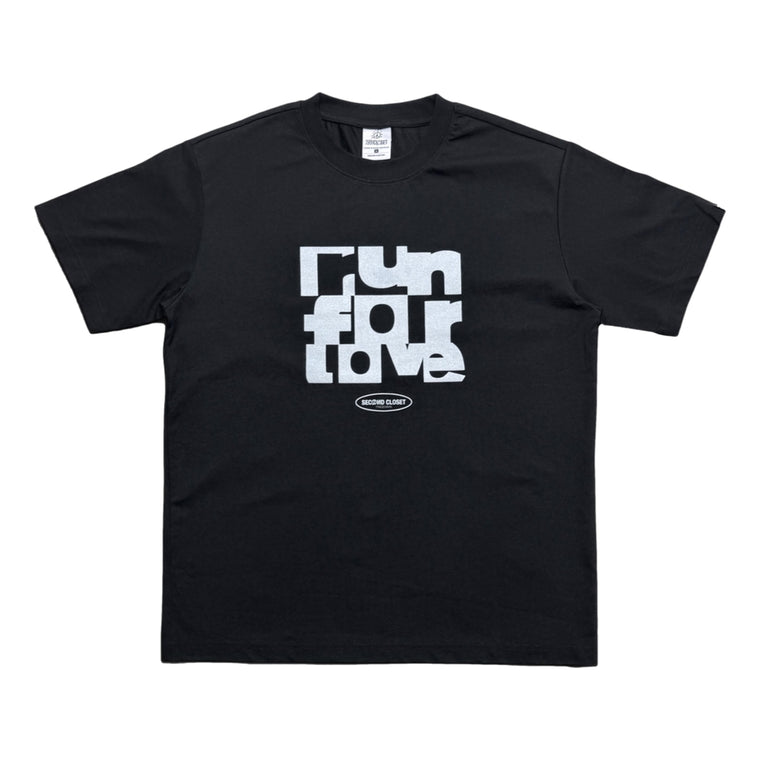 2ND CLOSET RUN FOR LOVE TEE-BLACK