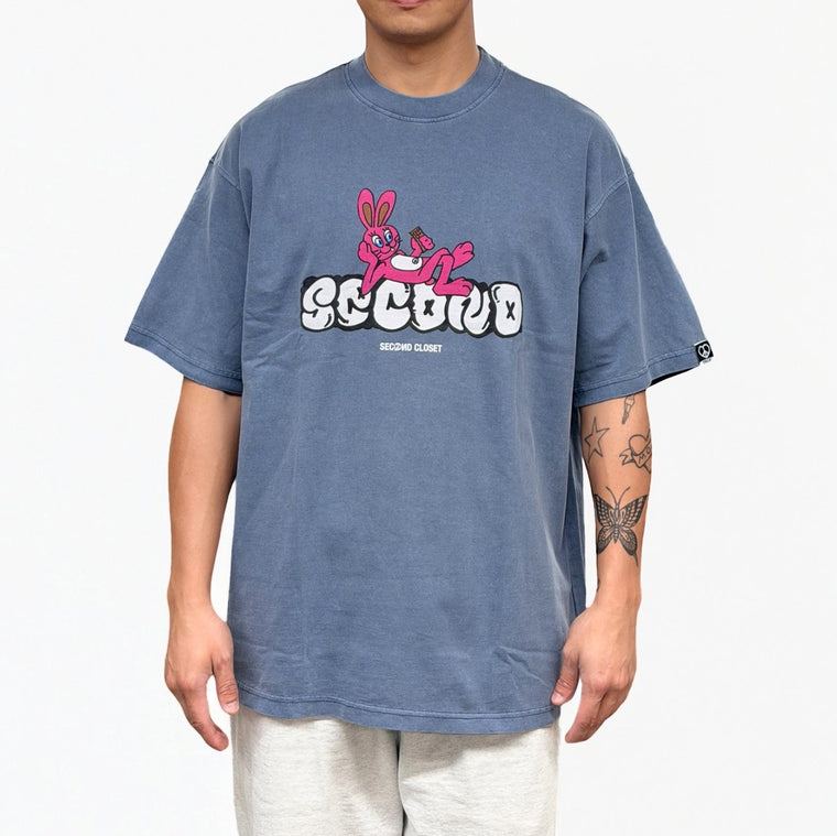 2ND CLOSET "SECOND RABBIT" IN THE TOWN GRAFFITI T-SHIRT-WASHED BLUE