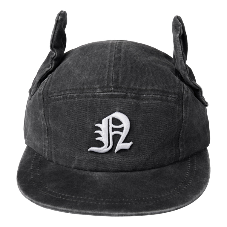 NEUTRAL SOCIETY SNOW WASH TWIST WING CAP-BLACK