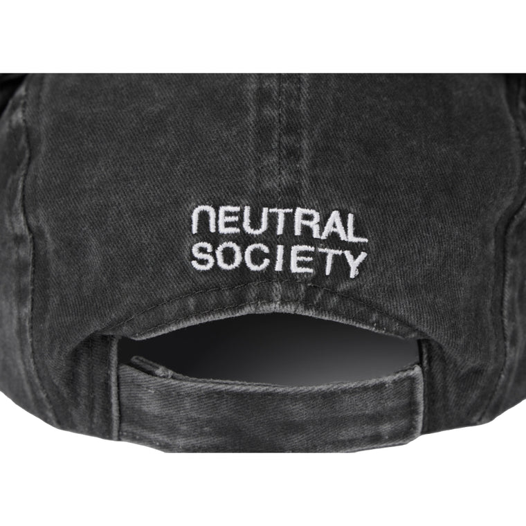 NEUTRAL SOCIETY SNOW WASH TWIST WING CAP-BLACK