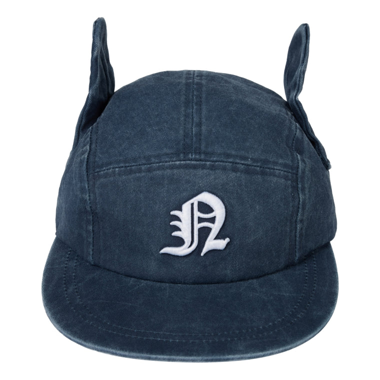 NEUTRAL SOCIETY SNOW WASH TWIST WING CAP-NAVY