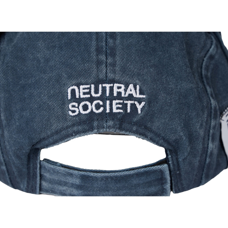 NEUTRAL SOCIETY SNOW WASH TWIST WING CAP-NAVY