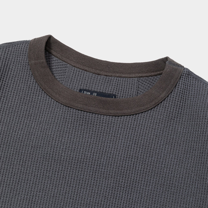 MEANSWHILE SOLOTEX WAFFLE L/S TEE-CHARCOAL