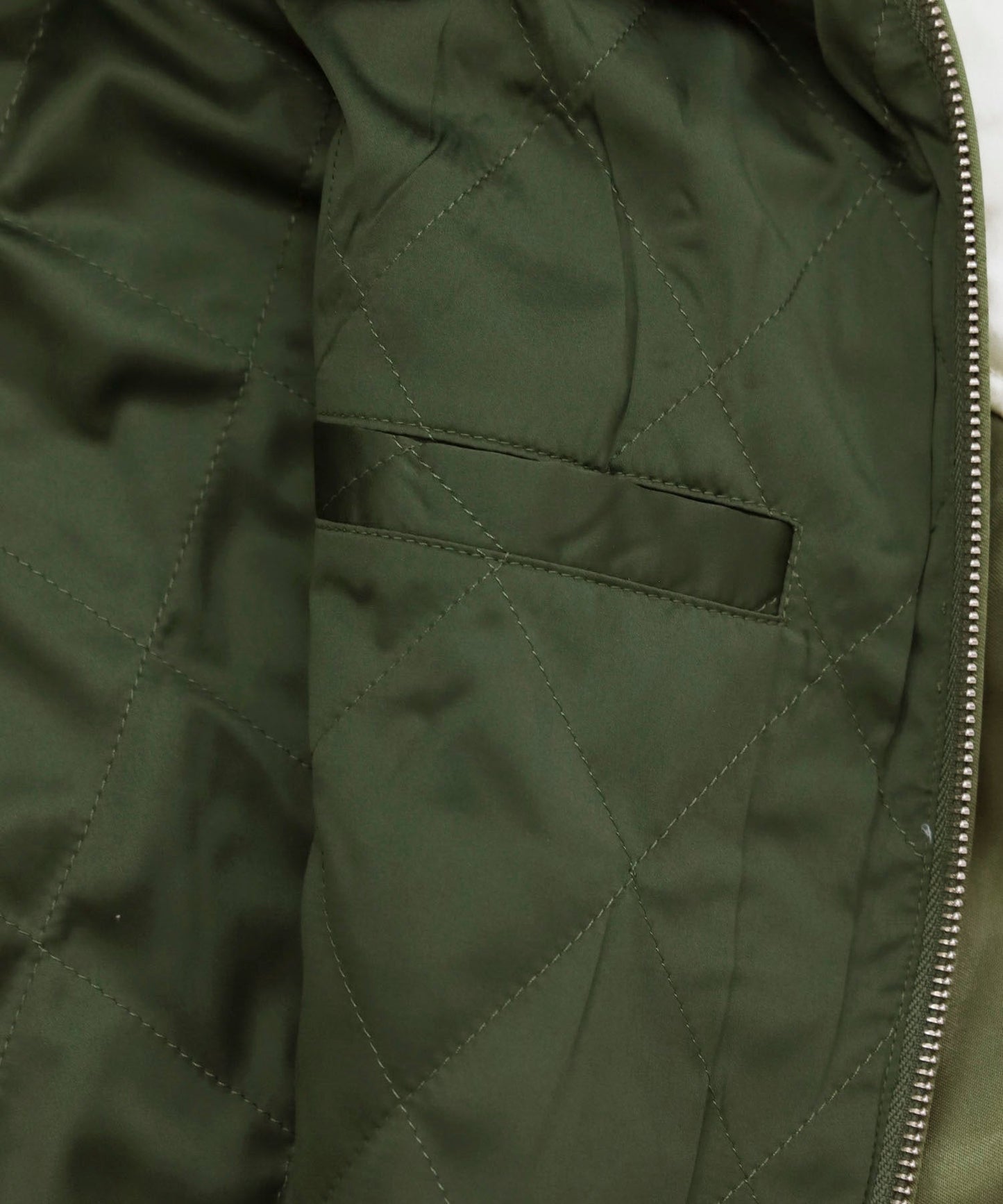 #FR2 頭狂色情兎 SOUVENIR JACKET-KHAKI