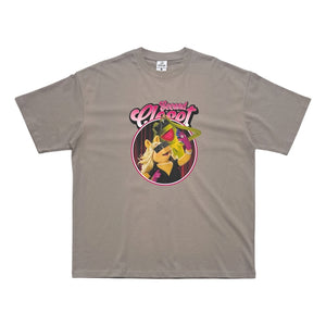 2ND CLOSET THE SHOW MUST GO ON PRINTED T-SHIRT-GREY