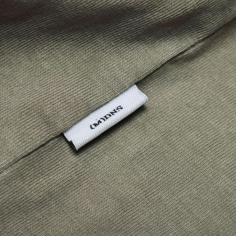 MADNESS WASHED PRINT TEE-OLIVE