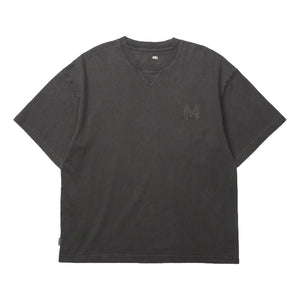 MADNESS WASHED PRINT TEE-BLACK