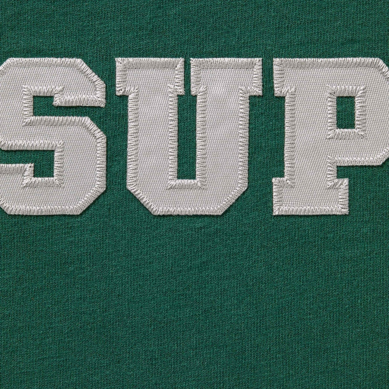 SUPREME COLLEGIATE APPLIQUE S/S TOP-DARK GREEN