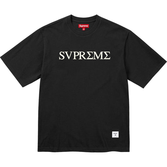 SUPREME GREEK S/S TOP-BLACK