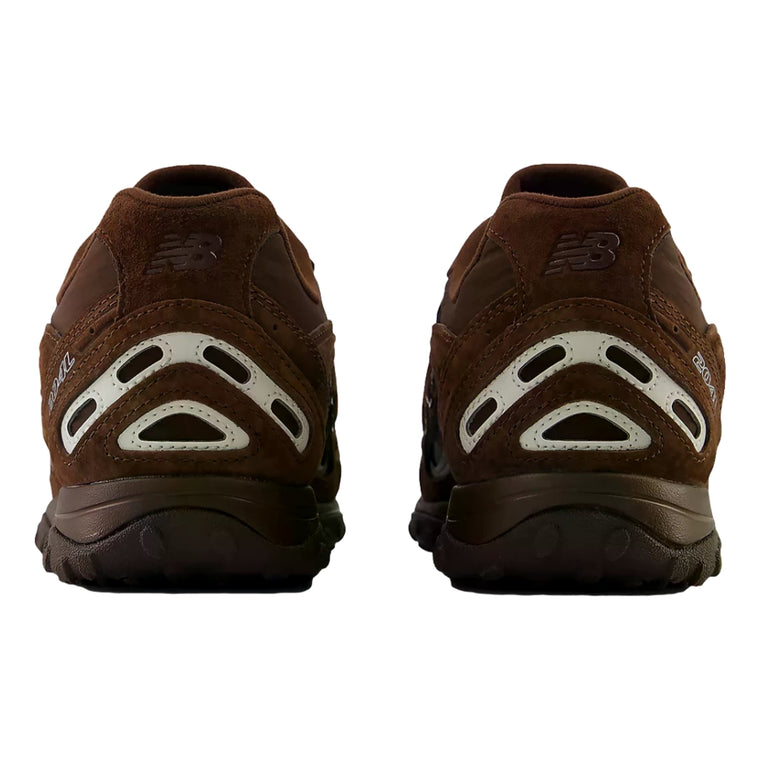NEW BALANCE 204L-PUMPERNICKEL WITH ANGORA