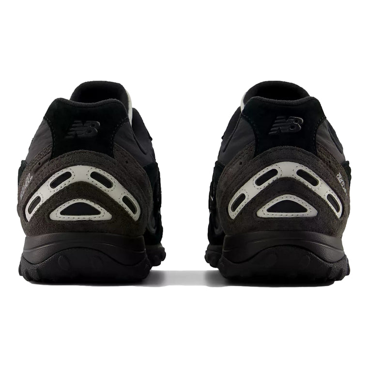 NEW BALANCE 204L-BLACK