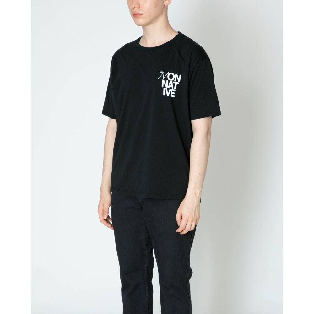 NONNATIVE DWELLER S/S TEE "WEST VILLAGE"-BLACK