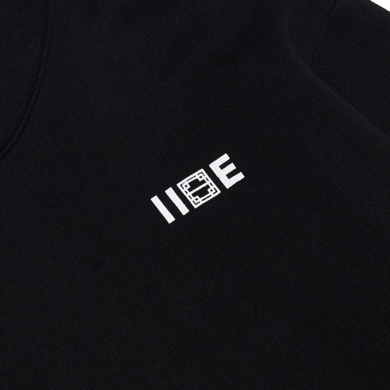 IISE PATCH HOODIE-BLACK